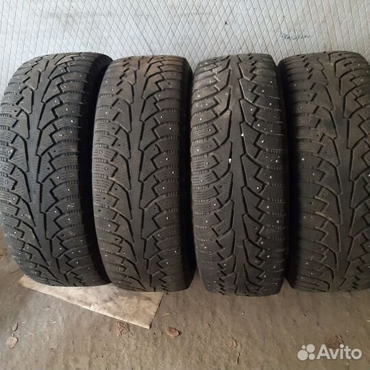 Nokian Tyres Hakkapeliitta 5 235/60 R18