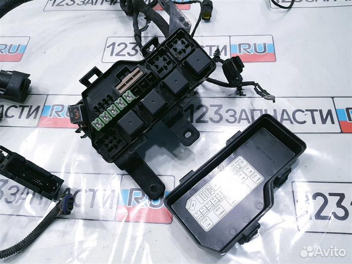 Проводка подкапотная правая Hyundai Grand Starex