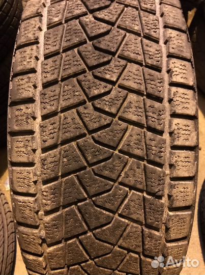 Bridgestone Blizzak DM-Z3 285/60 R18