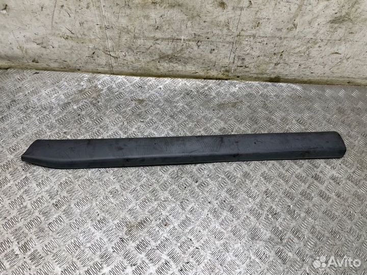 Накладка двери передняя правая Nissan X-Trail T31