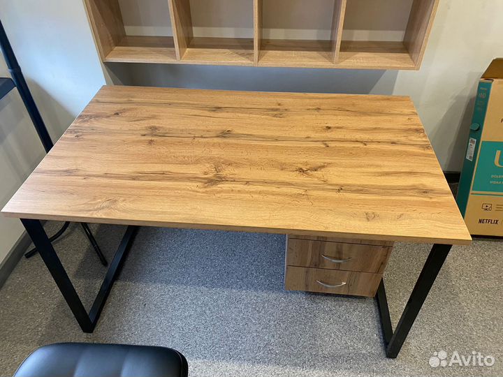 Мебель для офиса диван стол тумба стул вешалка