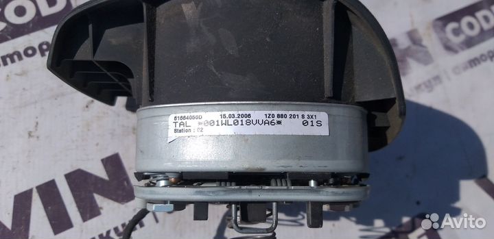 Подушка безопасности водителя Skoda Octavia A5