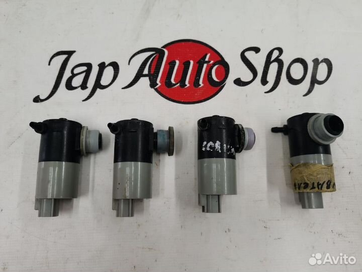 Насос омывателя Toyota Corolla (E150)