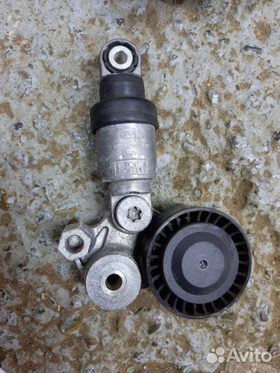 Mazda 2.0 pe натяжитель