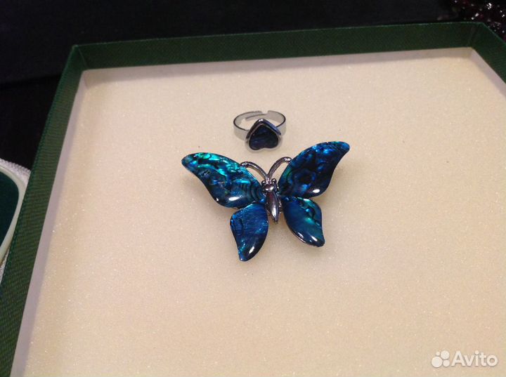 Винтажная бижутерия сша:Avon,Sarah Coventry,Coro