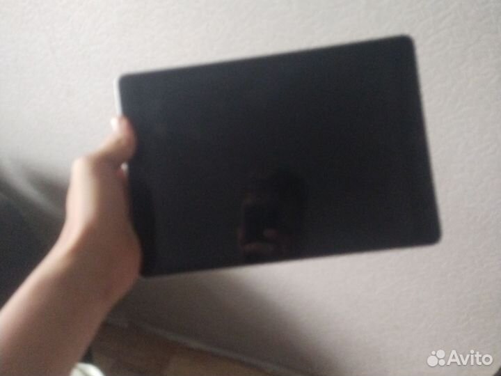 iPad 10.2 (2020) (64gb)