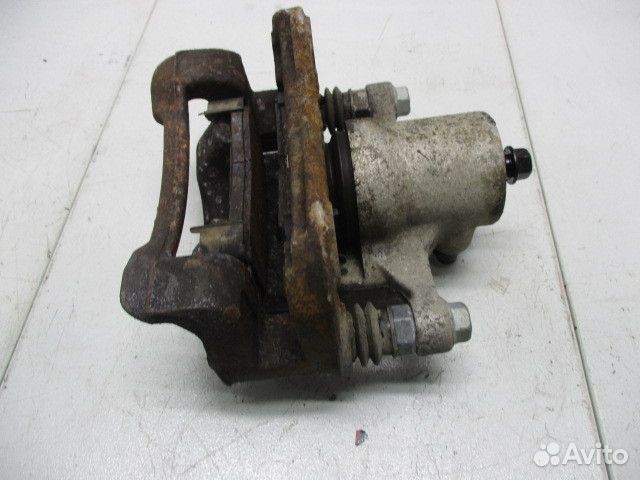 Суппорт задний левый Kia Sportage 3 (SL)