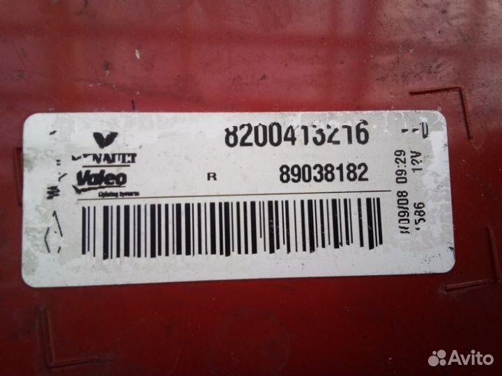 Фонарь правый Renault Megane 2 хэтчбек 1 2008