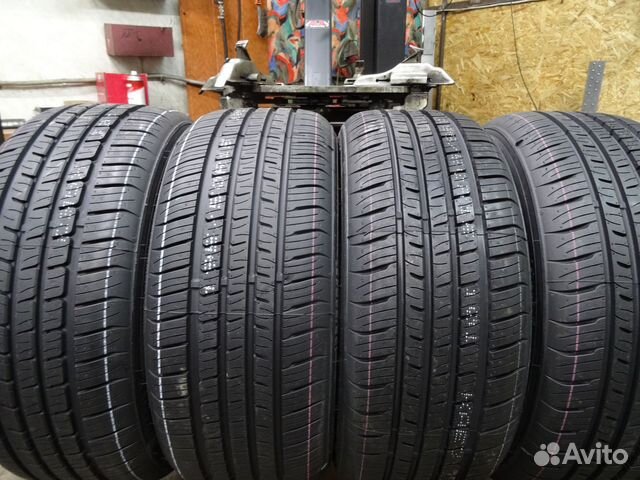 Triangle Sports TH201 215/55 R17