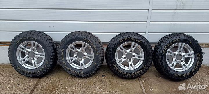 Грязевая резина,на Ниву R15