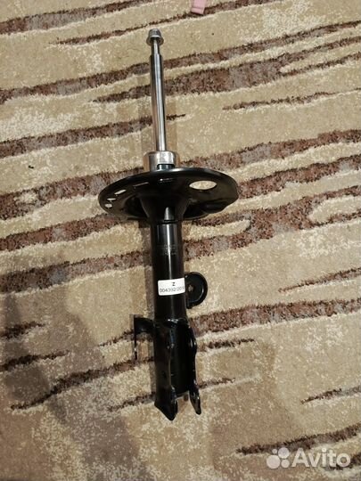 Новый передний правый амортизатор Lexus NX