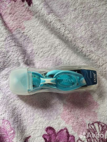 Очки для плавания