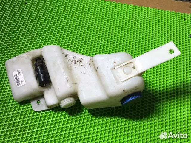 Бачок омывателя 2110