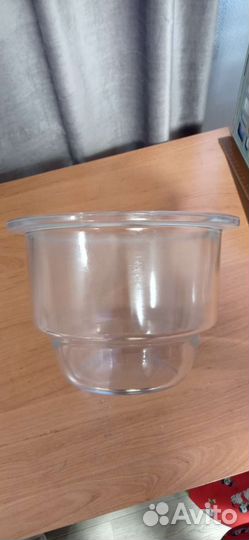 Стеклянная емкость