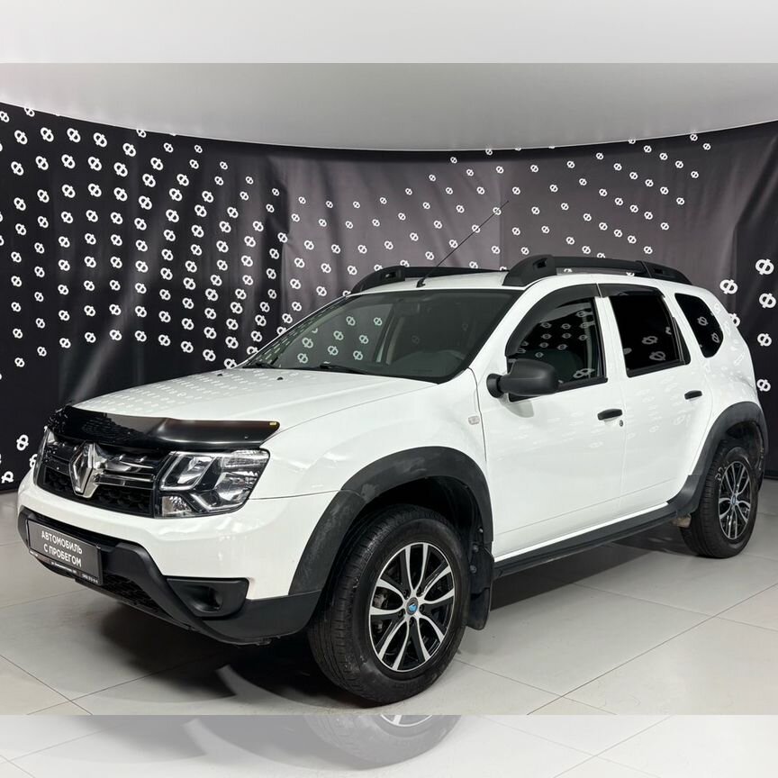Купить Renault 🚘 от 179 000 ₽ в Омске: 375 объявлений
