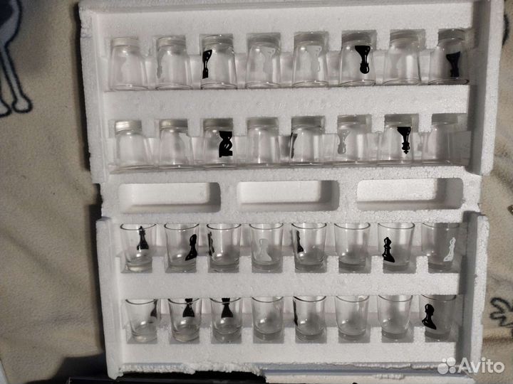 Шахматы с рюмками