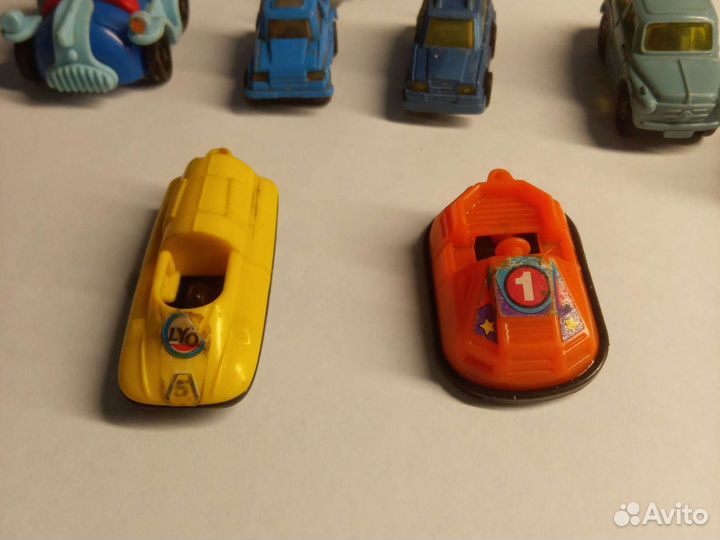 Игрушки kinder 90-х