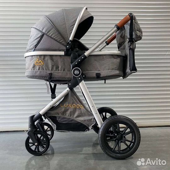 Коляска лёгкая. Трансфопмер. Люкс мом, 2в1