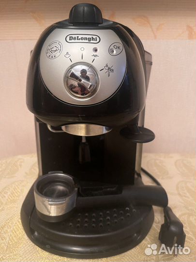 Кофеварка рожковая delonghi