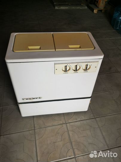 Продам стиральную машинку