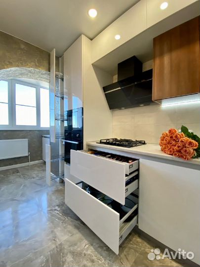 Прямая кухня на заказ. Фабрика