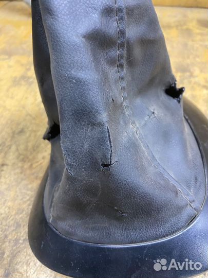 Накладка кулисы Ford Escort V рест 2 седан 1997