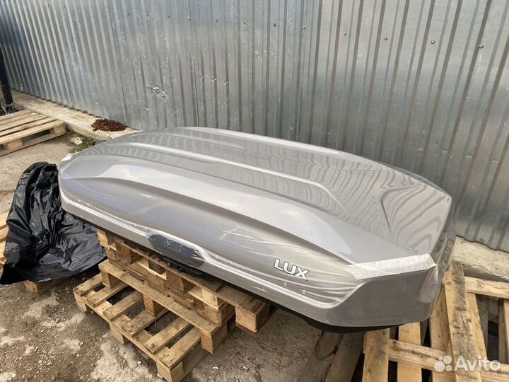 Бокс Lux Tavr 197 см 520 л глянец металлик