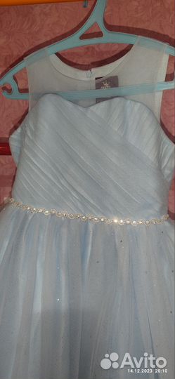 Нарядное платье для девочки