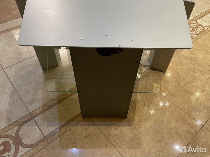 Стол тумба под тв металл