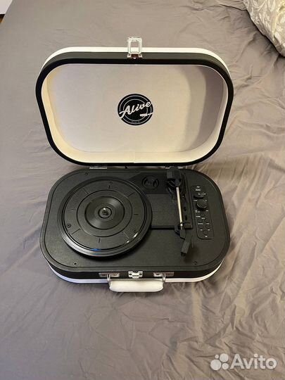 Проигрыватель винила