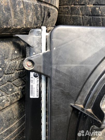 Радиатор охлаждения двигателя Renault Logan седан