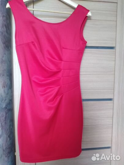 Платье женское 42 44