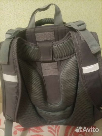 Портфель школьный для мальчика