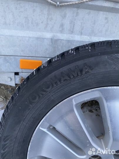 Yokohama Ice Guard IG65 225/60 R17