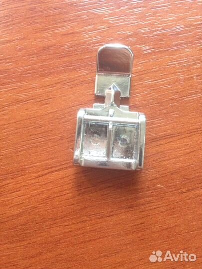 Лапка для пришивания молнии