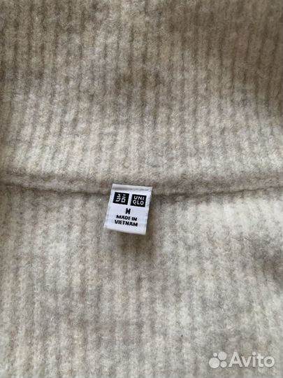 Свитер Uniqlo