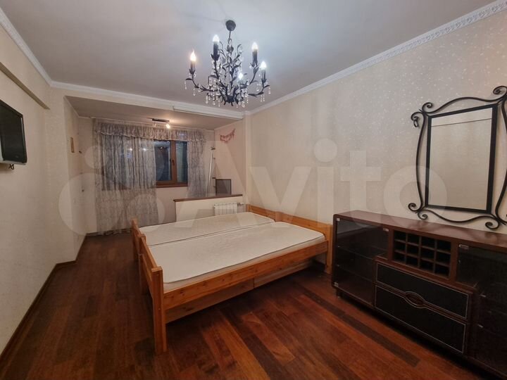 3-к. квартира, 80 м², 4/5 эт.