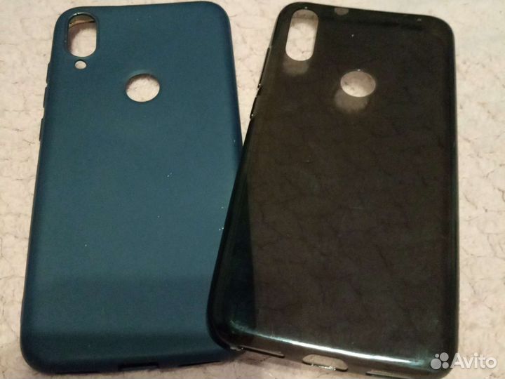 Чехлы на телефон