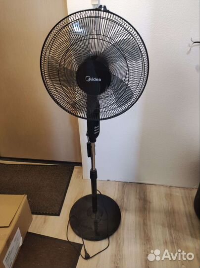 Вентилятор напольный Midea mvfs4010