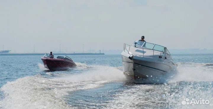 Катер каютный Chaparral 260