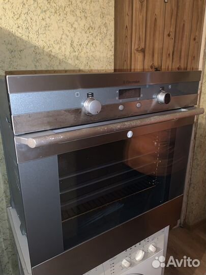 Духовой шкаф