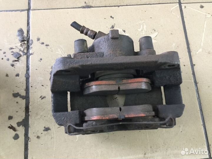 Суппорт тормозной передний renault megane 2