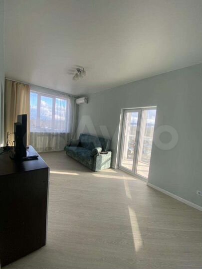 2-к. квартира, 58 м², 6/15 эт.