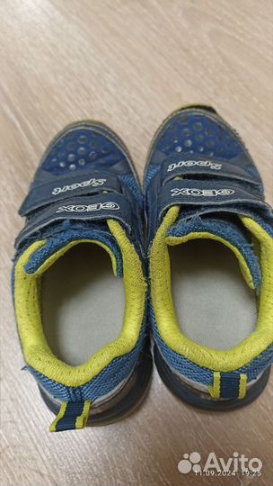 Кроссовки Geox светящиеся 27 размер