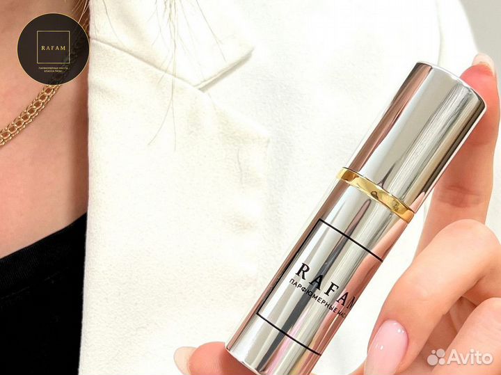 Carolina Herrera 212 VIP Rose парфюмерная вода 15