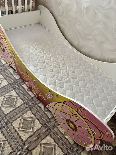 Детская кровать карета