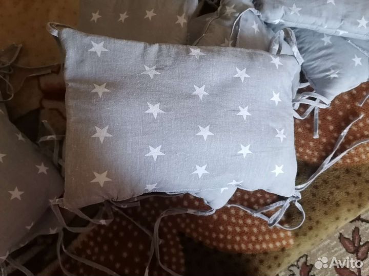 Бортики в кроватку