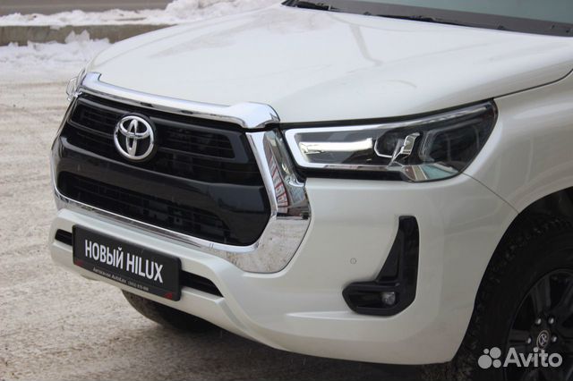 Toyota Hilux 4.0 AT, 2022, 1 км