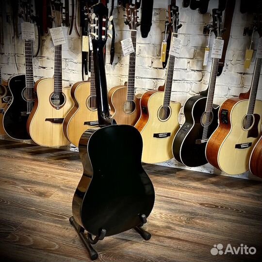 Классическая гитара 4/4 terris TC-395A BK