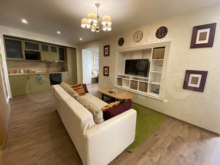 2-к. квартира, 65 м², 7/16 эт.